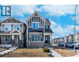 5 Masters Street SE - photo 1