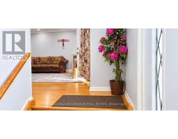 Bedroom 2 - 151 Ardwick Boulevard, Toronto, ON M9M1W3 Photo 6