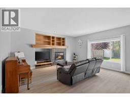 646 Chaparral Drive SE - photo 4