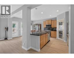 646 Chaparral Drive SE - photo 2