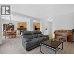 646 Chaparral Drive SE - photo 3