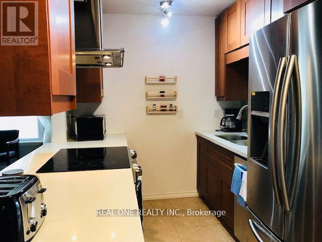 35 SPRINGHEAD GARDEN, Richmond Hill (North Richvale) — photo 10