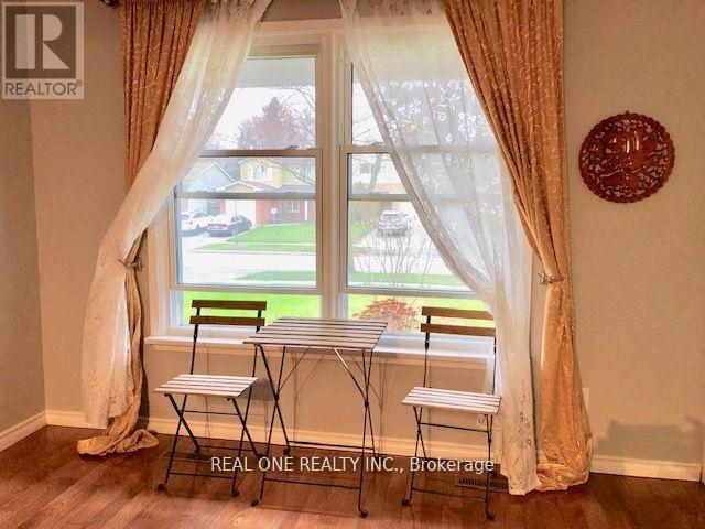 35 SPRINGHEAD GARDEN, Richmond Hill (North Richvale) — photo 2