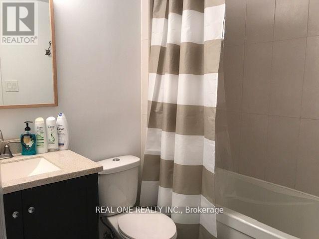 35 SPRINGHEAD GARDEN, Richmond Hill (North Richvale) — photo 8