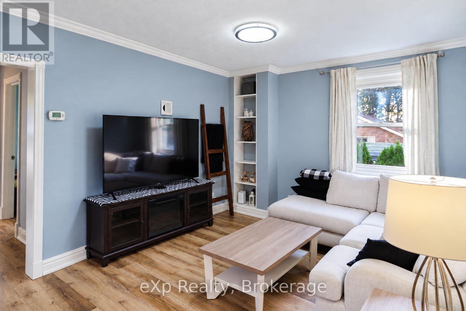 590 7TH STREET E - 2