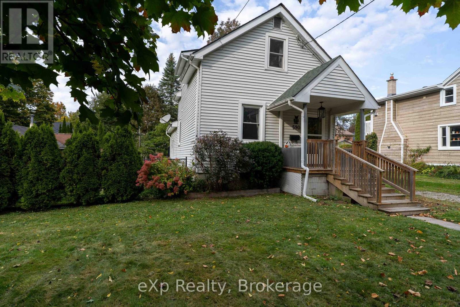 590 7TH STREET E - 24