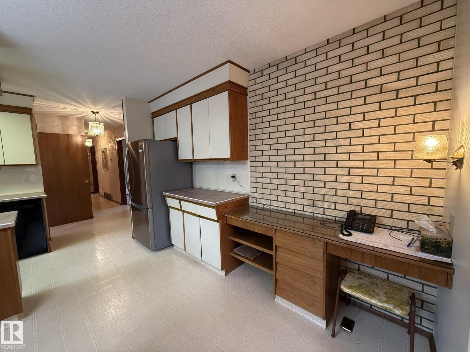 15207 73A ST NW - 17