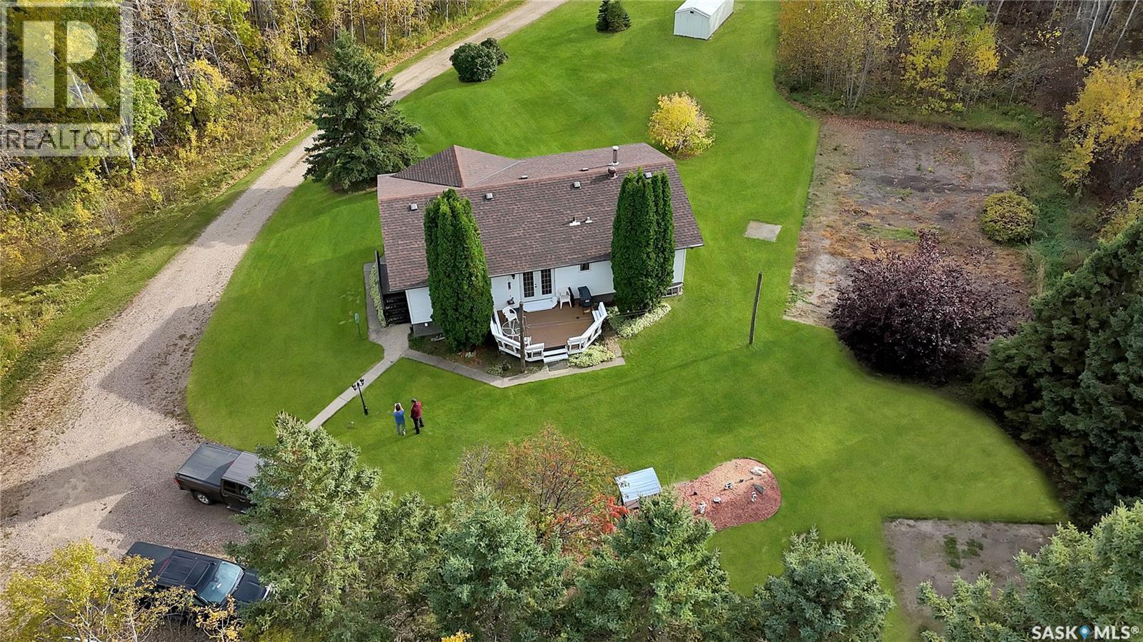 Laventure Farm, Leoville