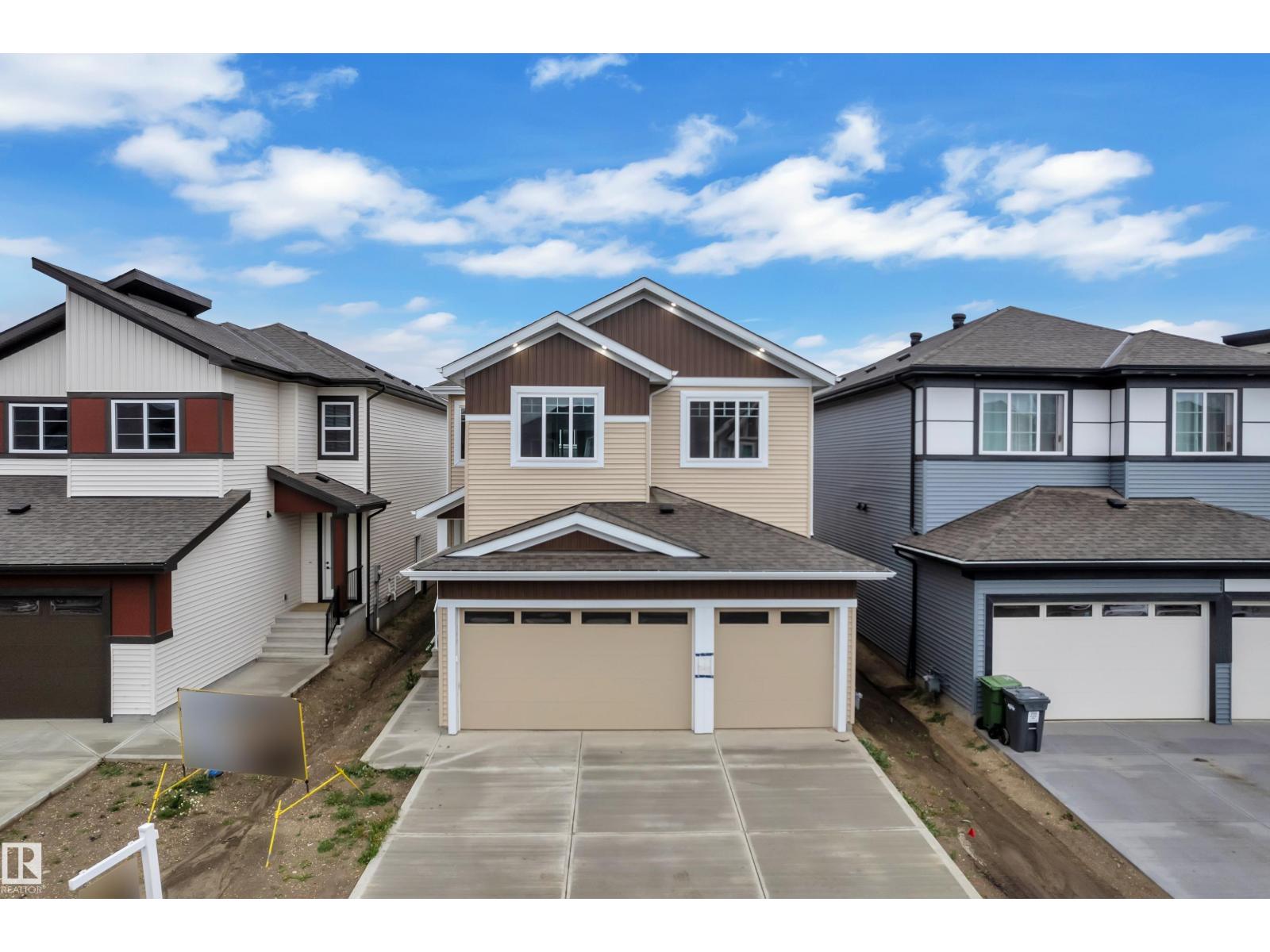 737 ASTORIA WY - 1