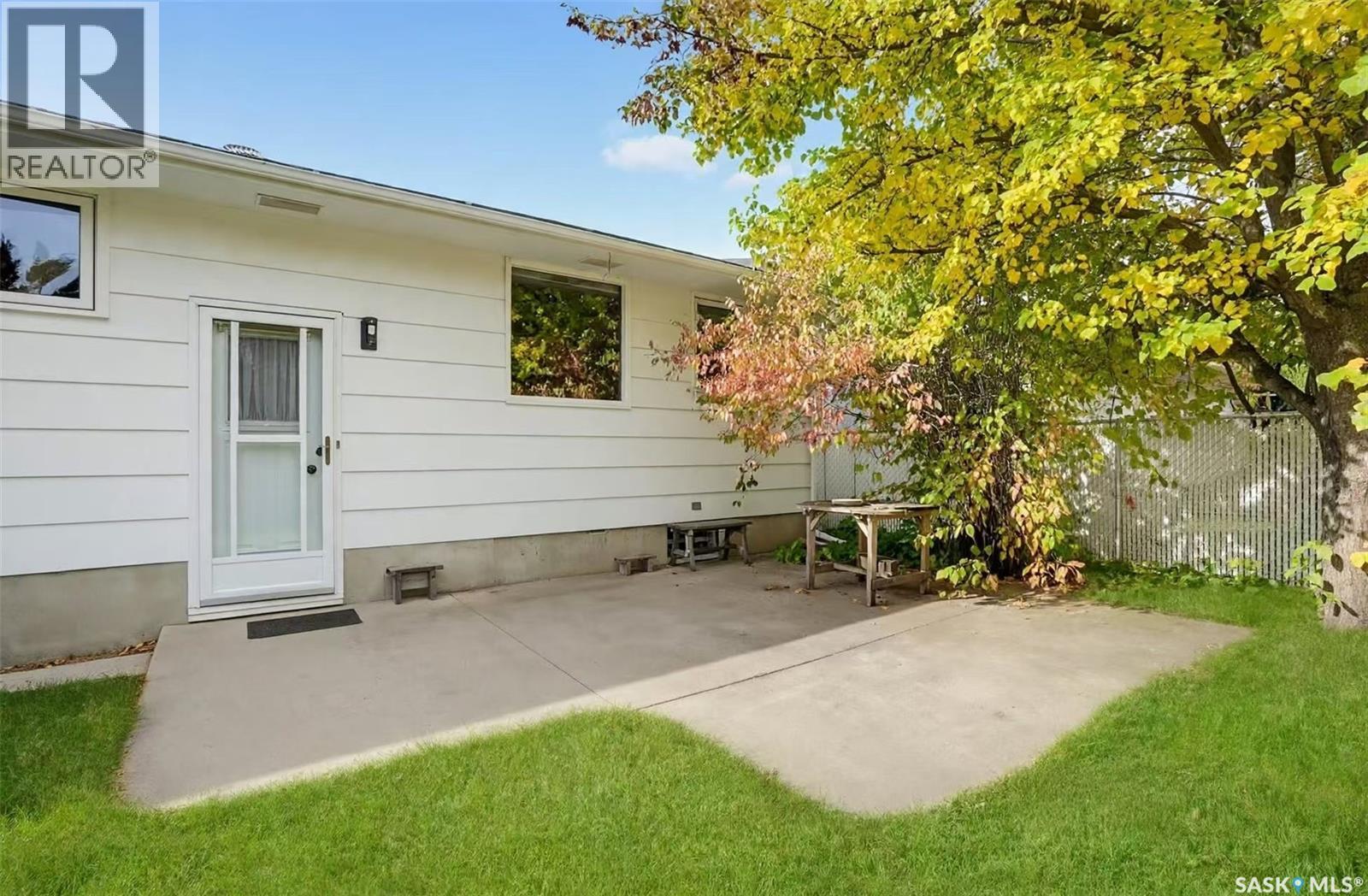 1513 Argyle AVENUE - 35