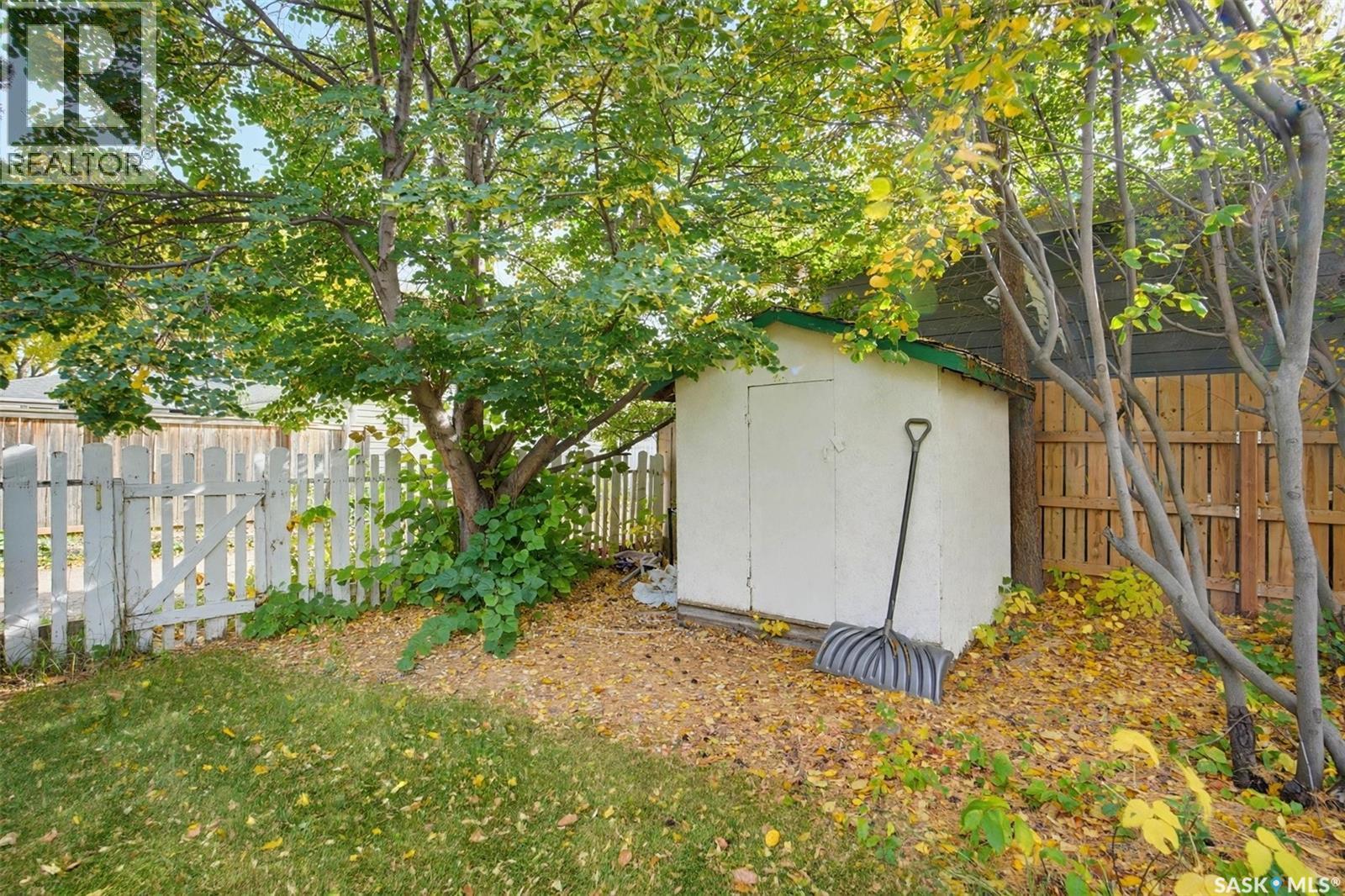 1513 Argyle AVENUE - 41