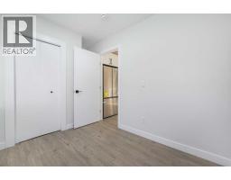 4249 Catalina Boulevard NE - photo 12