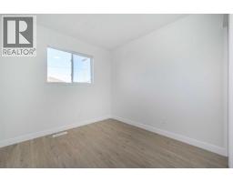 4249 Catalina Boulevard NE - photo 13