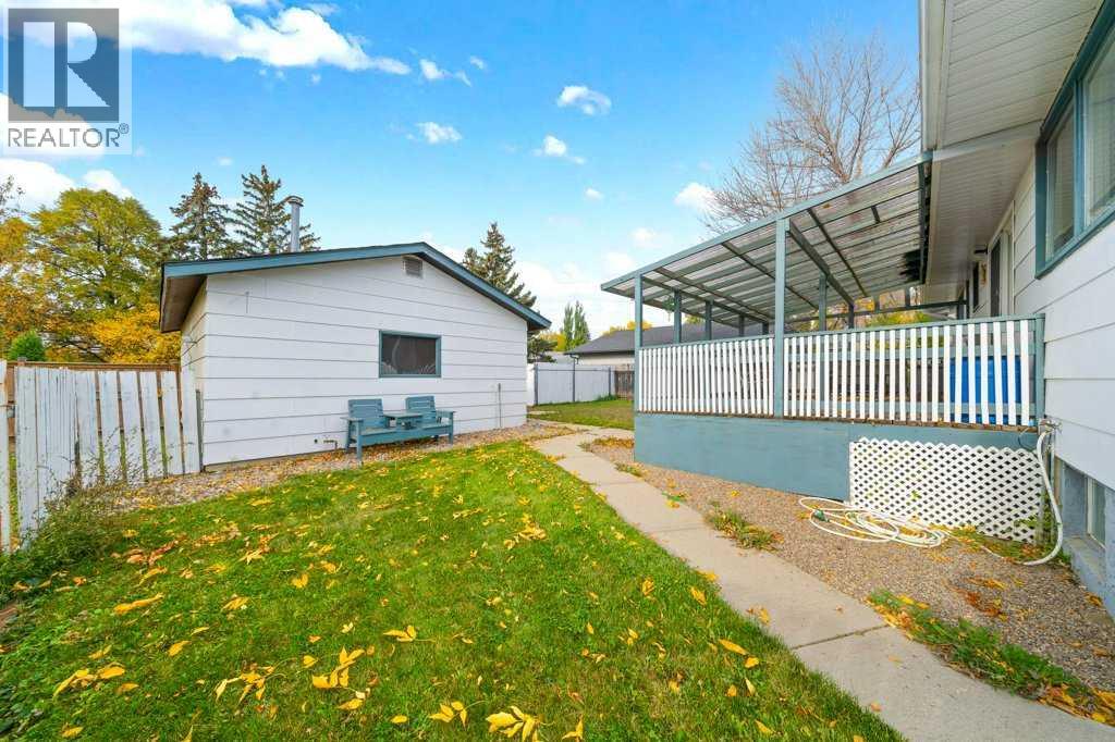 19 Greenbrook Way E - 32
