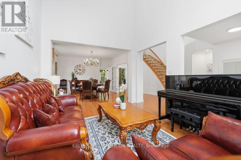 82 BROUGHTON STREET, Ottawa — photo 7