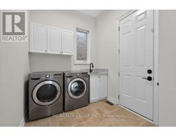 39 Royal West Road, Markham, ON L6C0L5 Photo 38