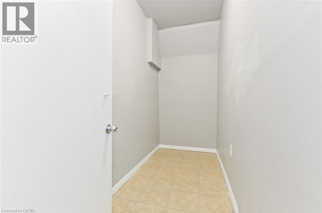 238 King Street East — photo 14