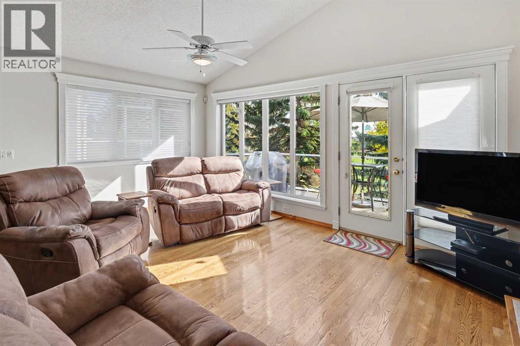 45 Panorama Hills Manor NW - Image 8
