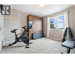 303 Lakeside Greens Drive - photo 24