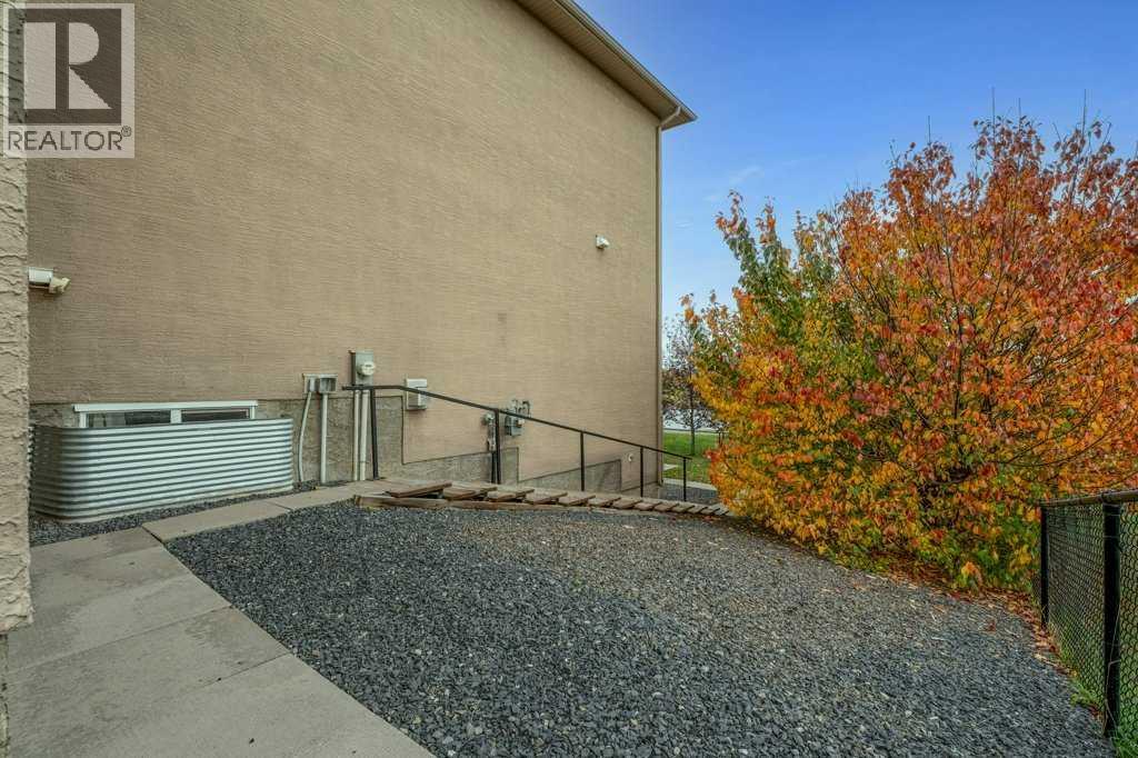 303 Lakeside Greens Drive - Image 38