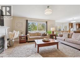 556 Black Street, Fergus, ON N1M0A3 Photo 19