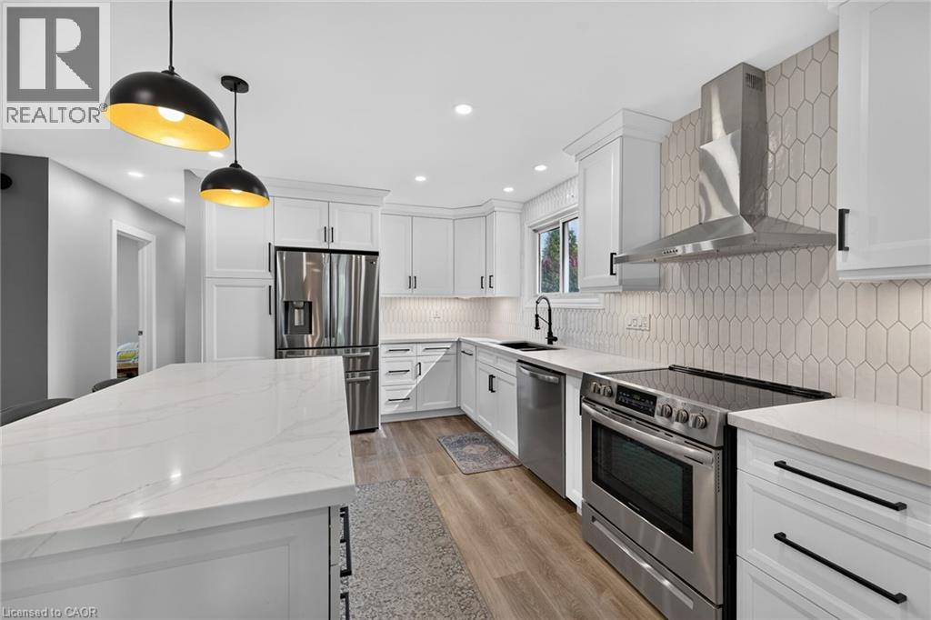 15 Miller Crescent — photo 18