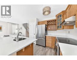 Bedroom - 21 Rocky Vista Circle Nw, Calgary, AB T3G5B7 Photo 7