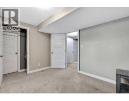44 Falwood Crescent NE - photo 31