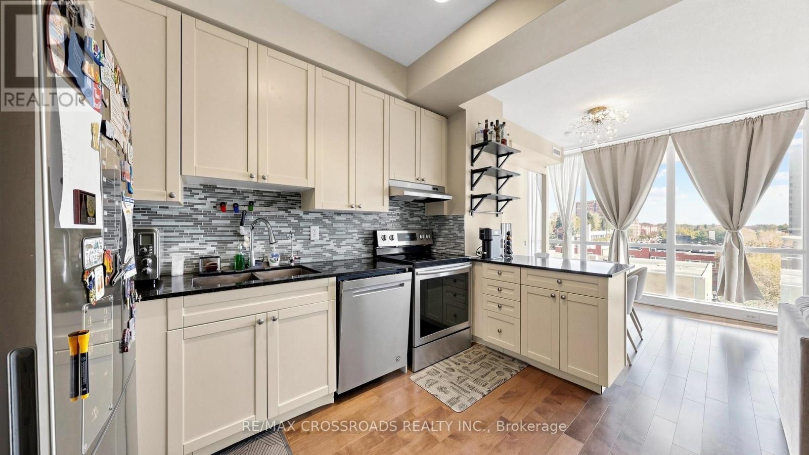 606 - 30 CANTERBURY PLACE, Toronto (Willowdale West) — photo 9