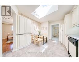 936 Scarborough Golf Clu Road, Toronto, ON M1G1J9 Photo 15