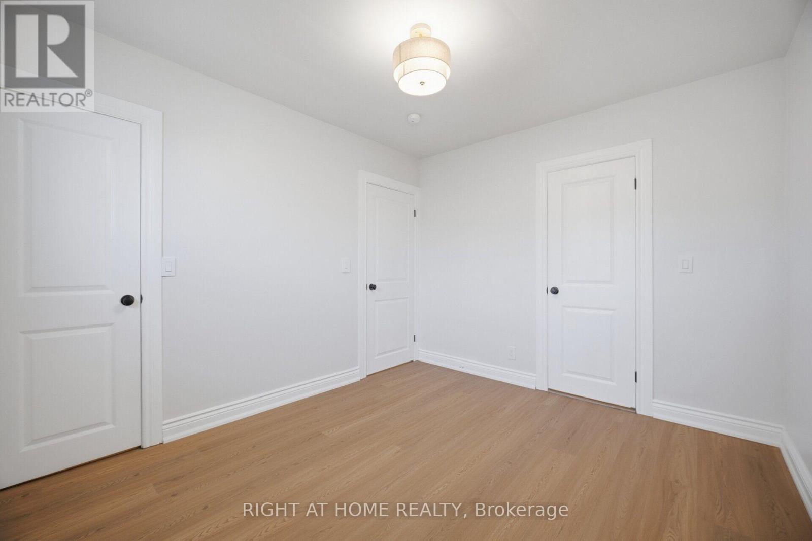 643 Perry Crescent — photo 21