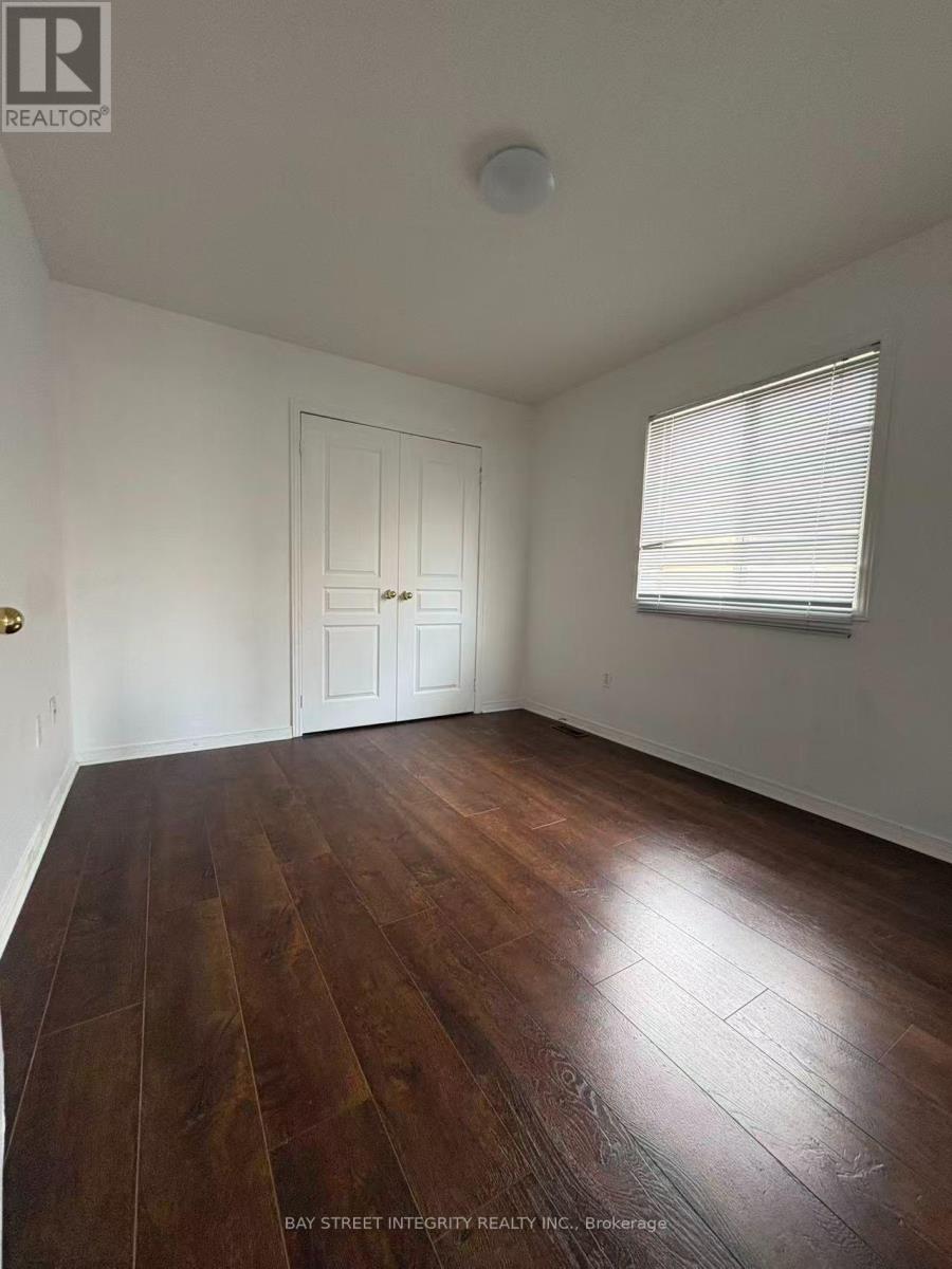 38 DELATTAYE AVENUE, Aurora — photo 12
