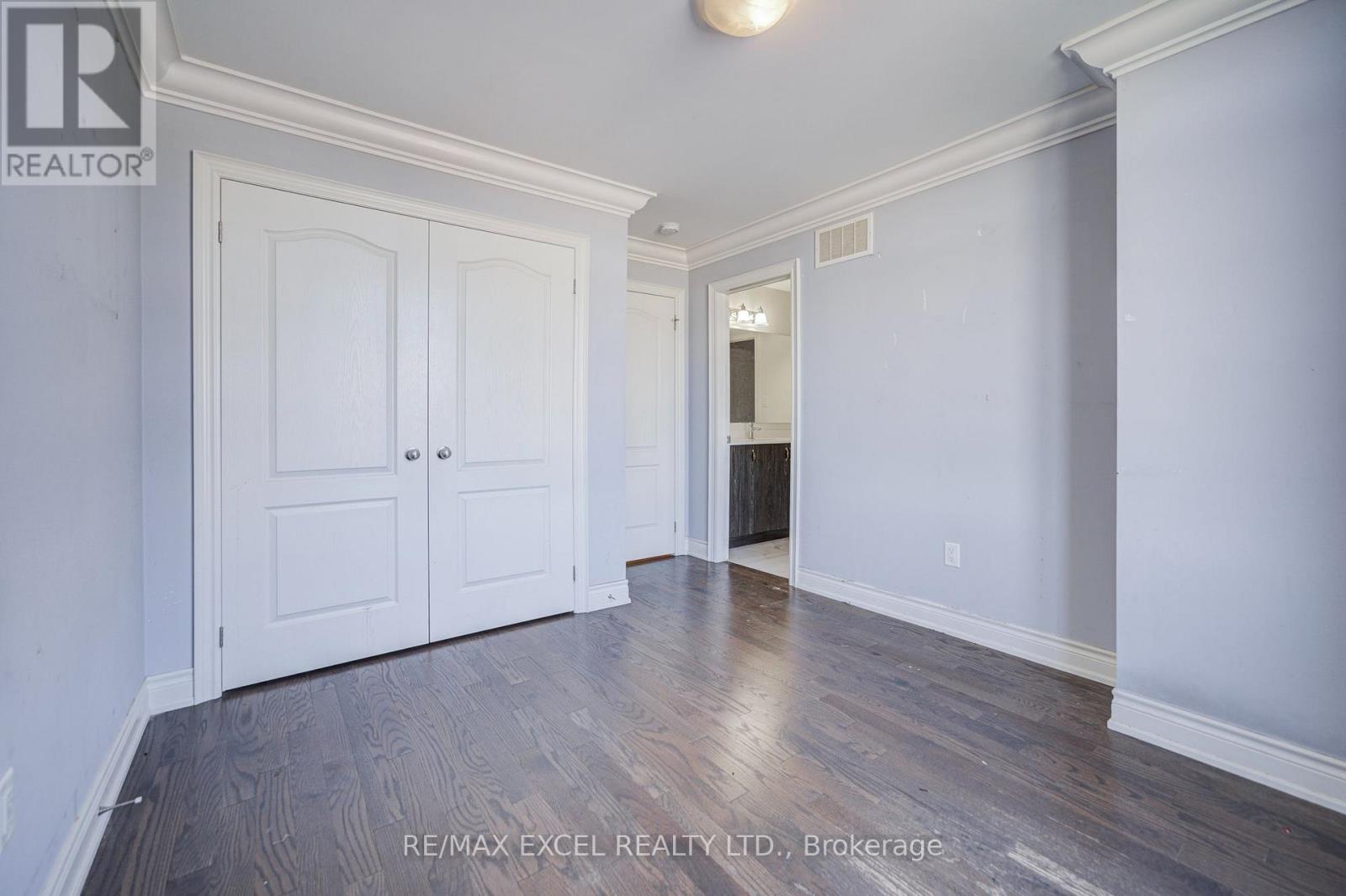 132 MEADOW VISTA CRESCENT - 20