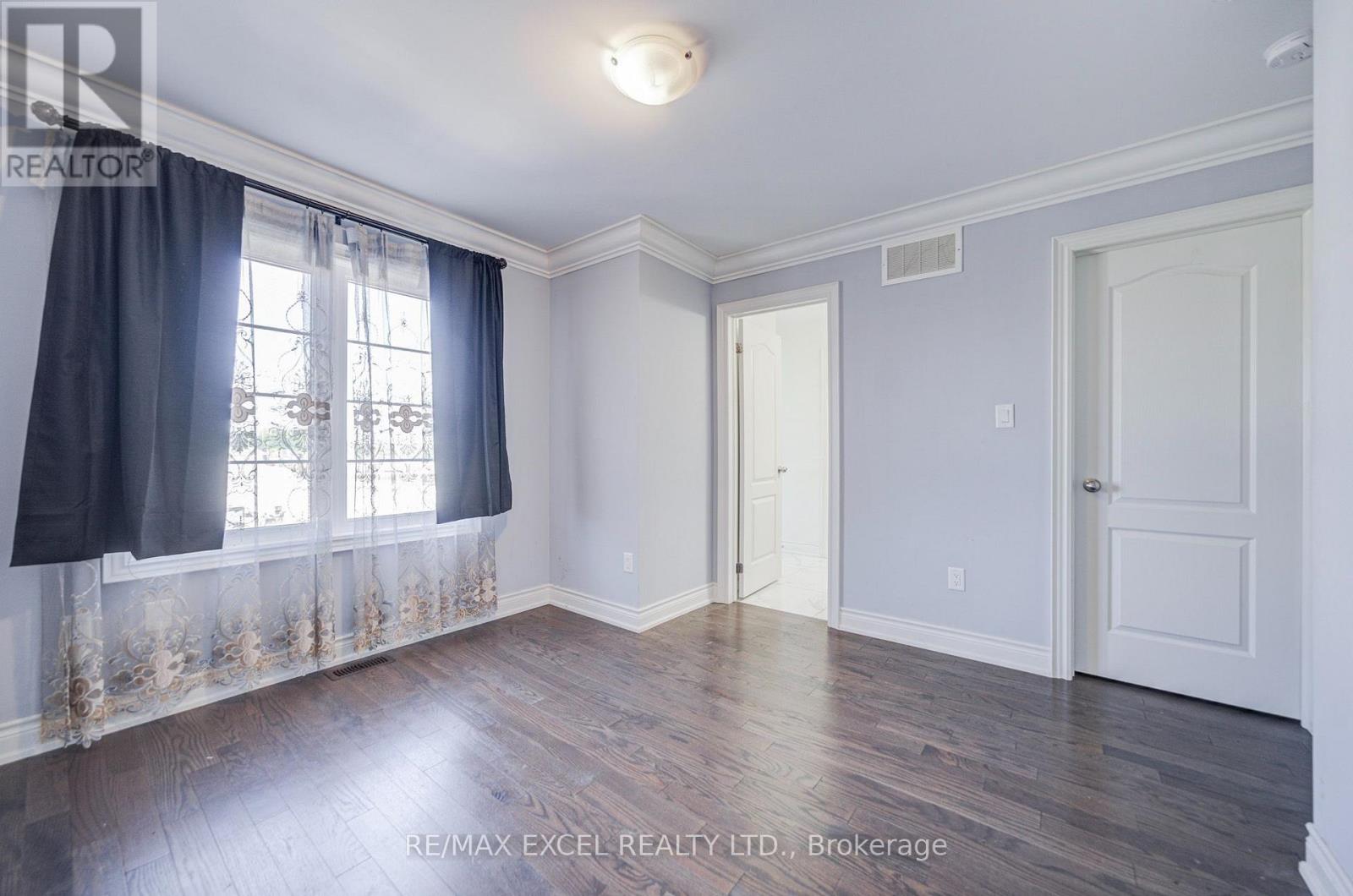 132 Meadow Vista Crescent — photo 23