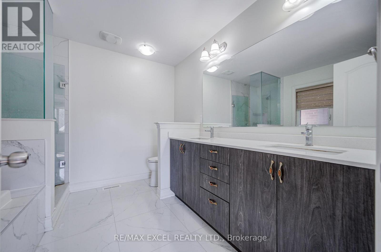 132 Meadow Vista Crescent — photo 34