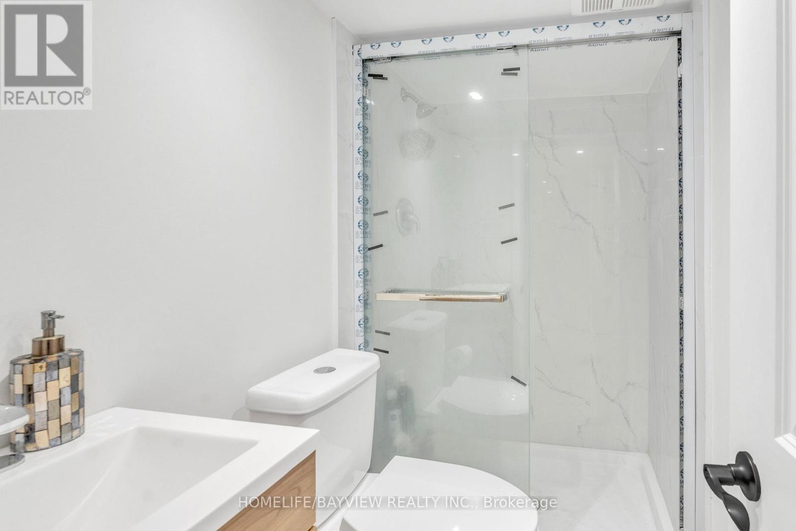 16 Roosevelt Drive — photo 18