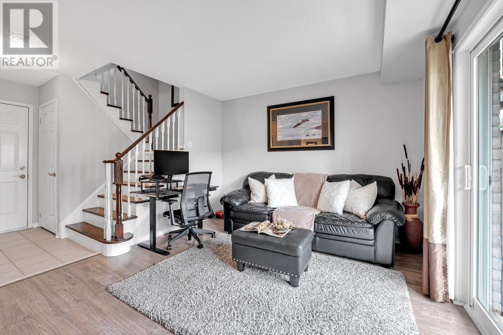 3370 Redpath Circle — photo 30