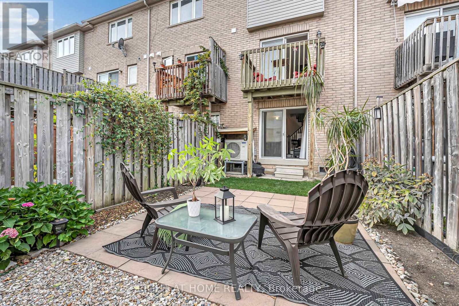 3370 REDPATH CIRCLE - 34