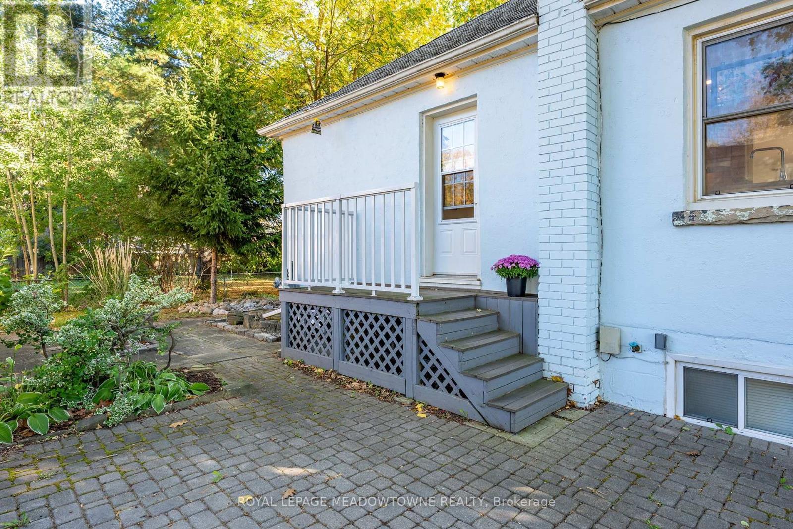 33 Durham Street — photo 38