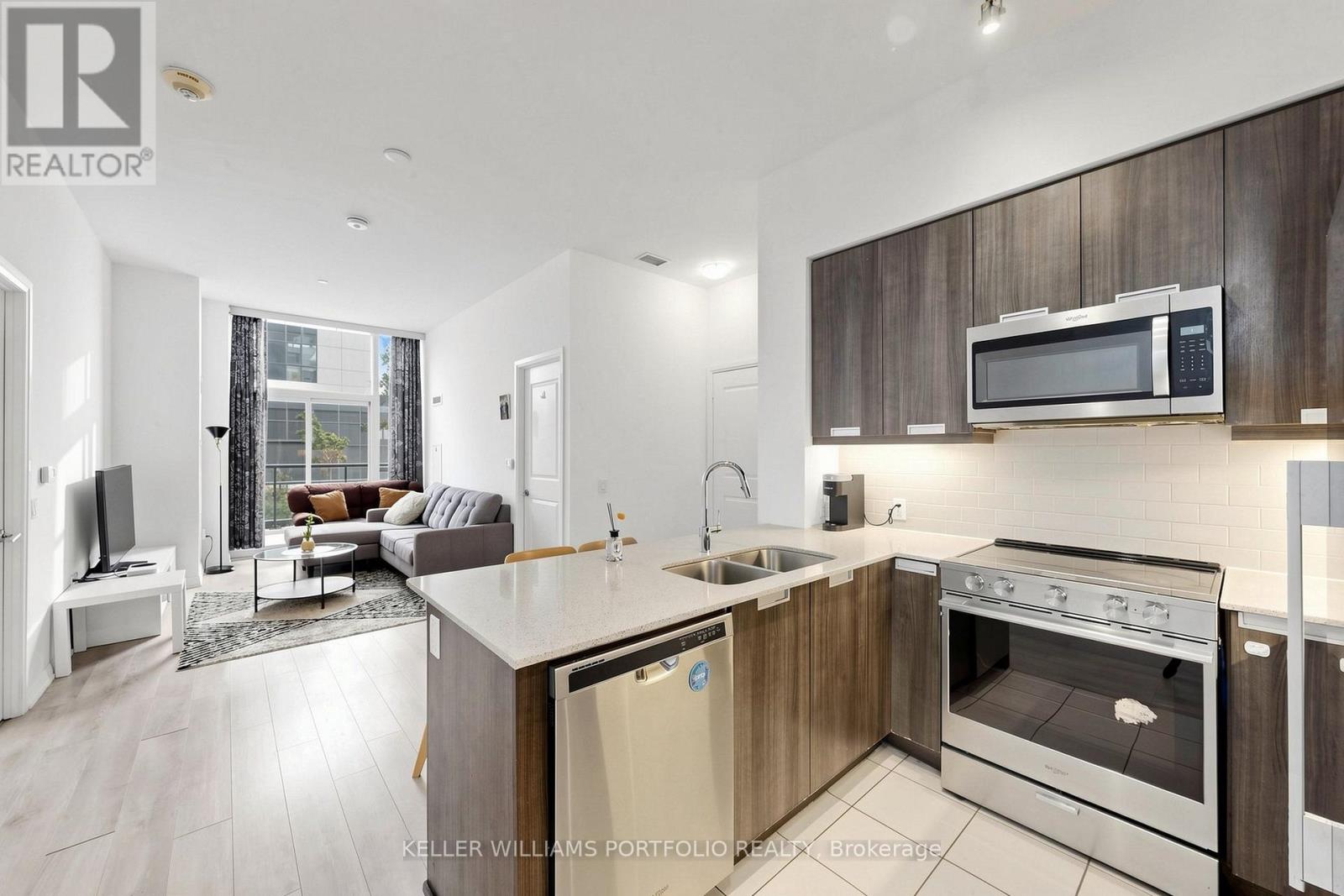 112 - 35 WATERGARDEN DRIVE, Mississauga (Hurontario) — photo 4
