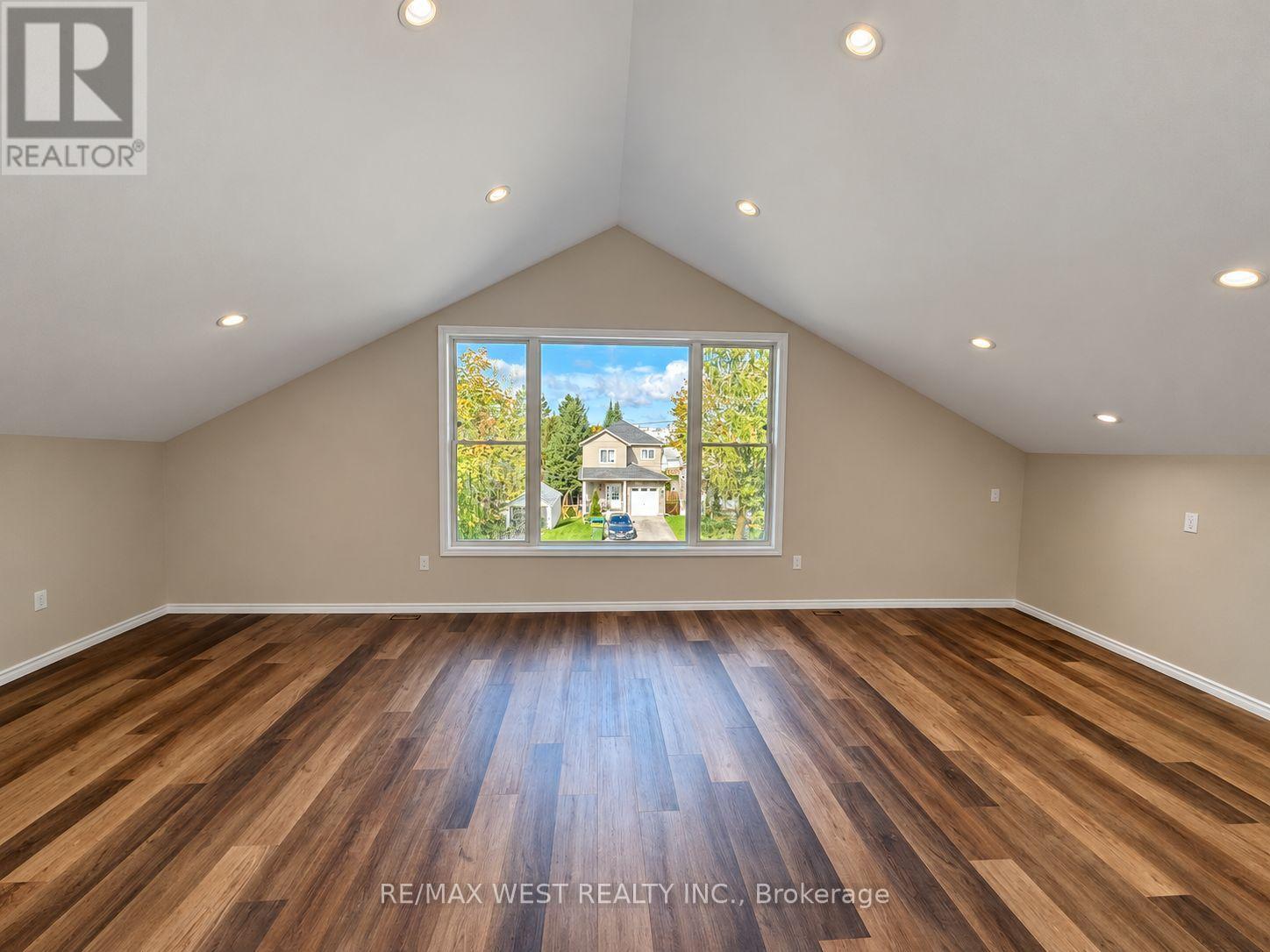 101 Lorne Street — photo 19
