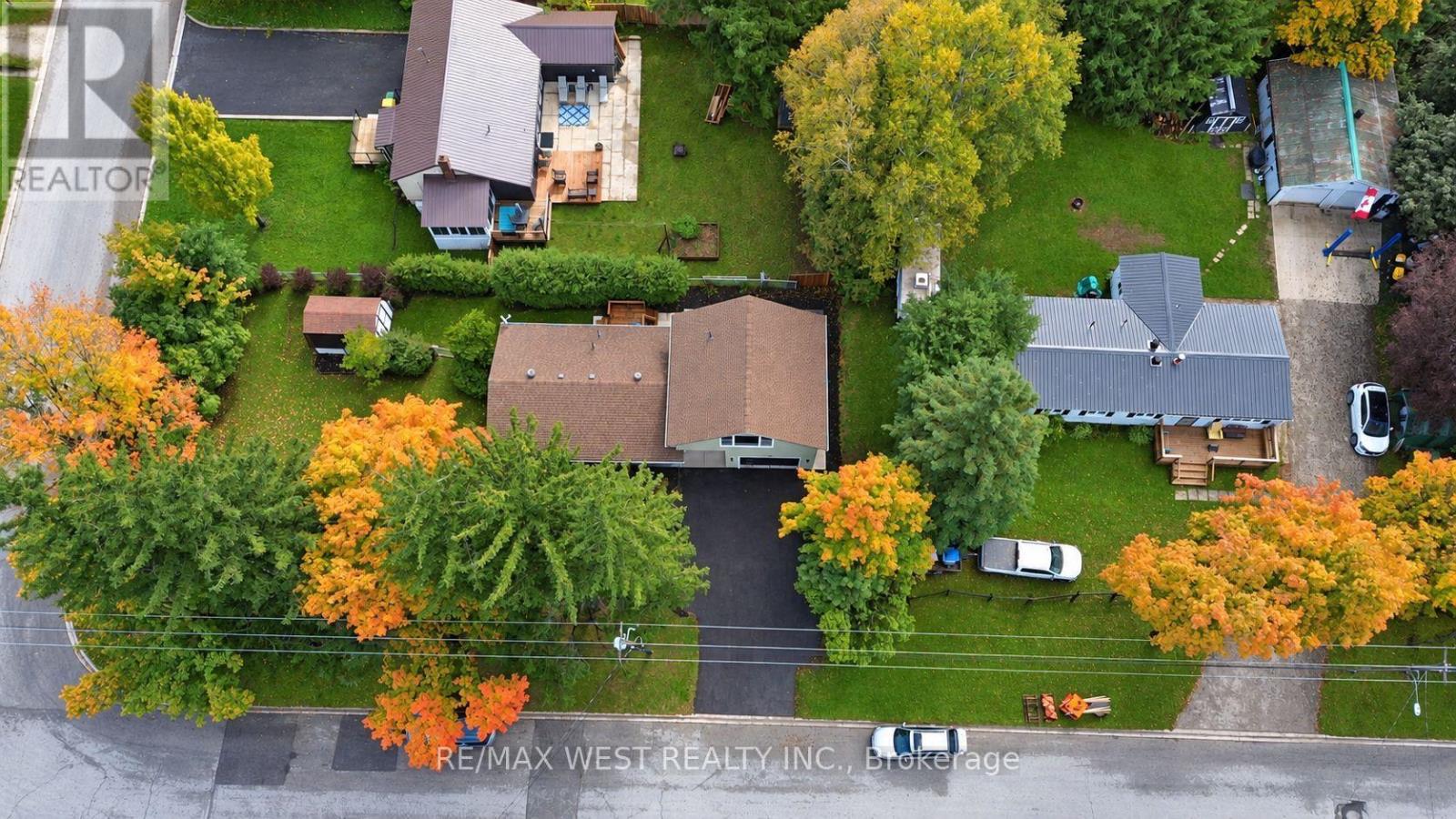 101 Lorne Street — photo 31