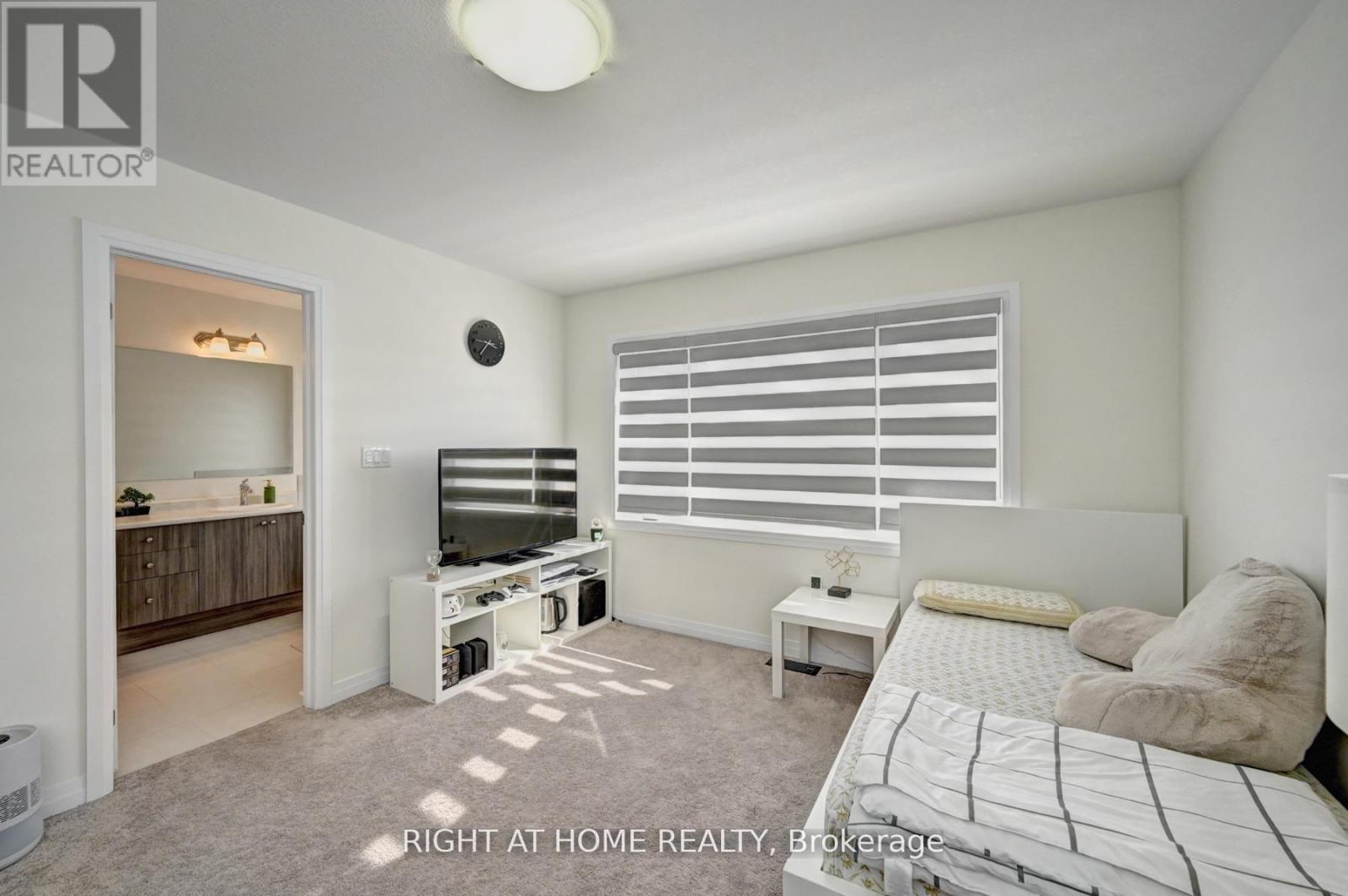 15 Blacklock Street — photo 21