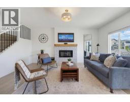 136 Sunrise Common - photo 14