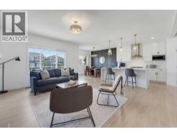 136 Sunrise Common - photo 17