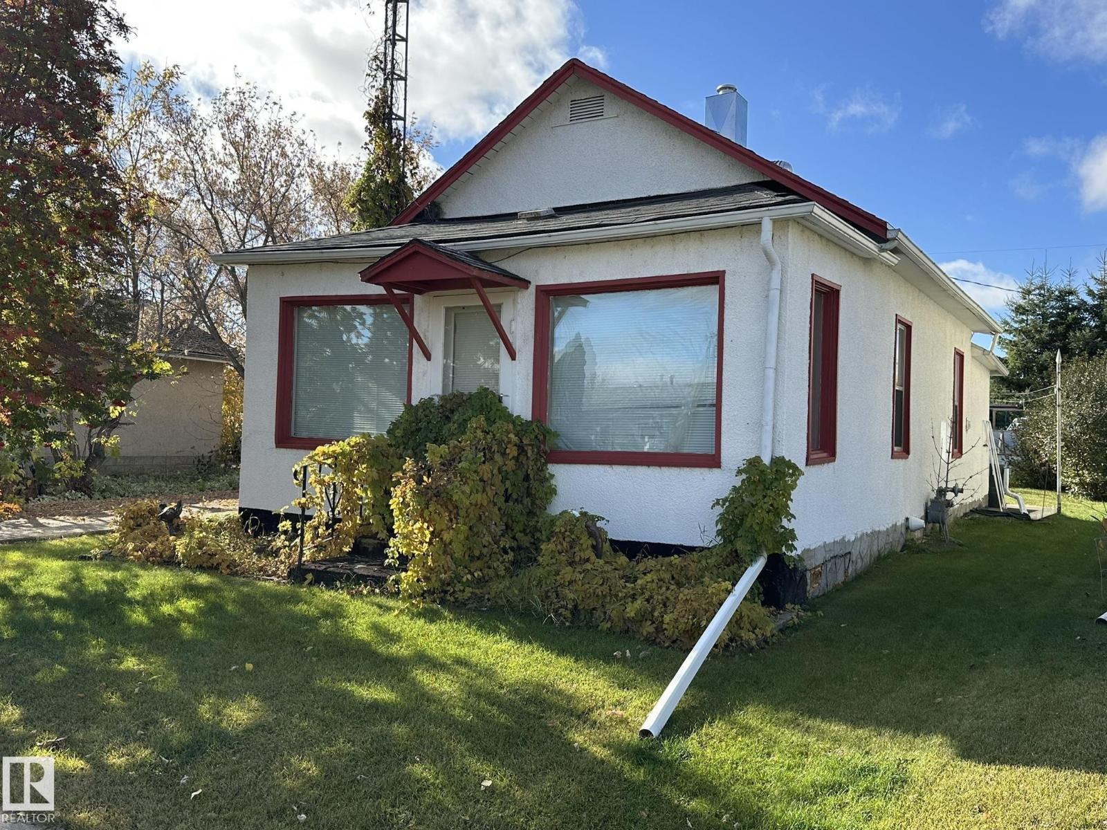Photo of 4522 51 ST, Smoky Lake Town