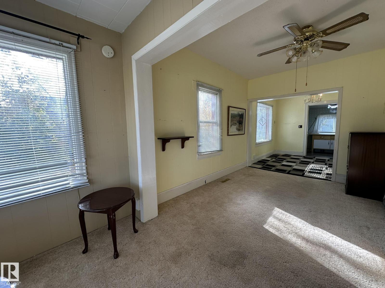 4522 51 ST, photo 18 of 28