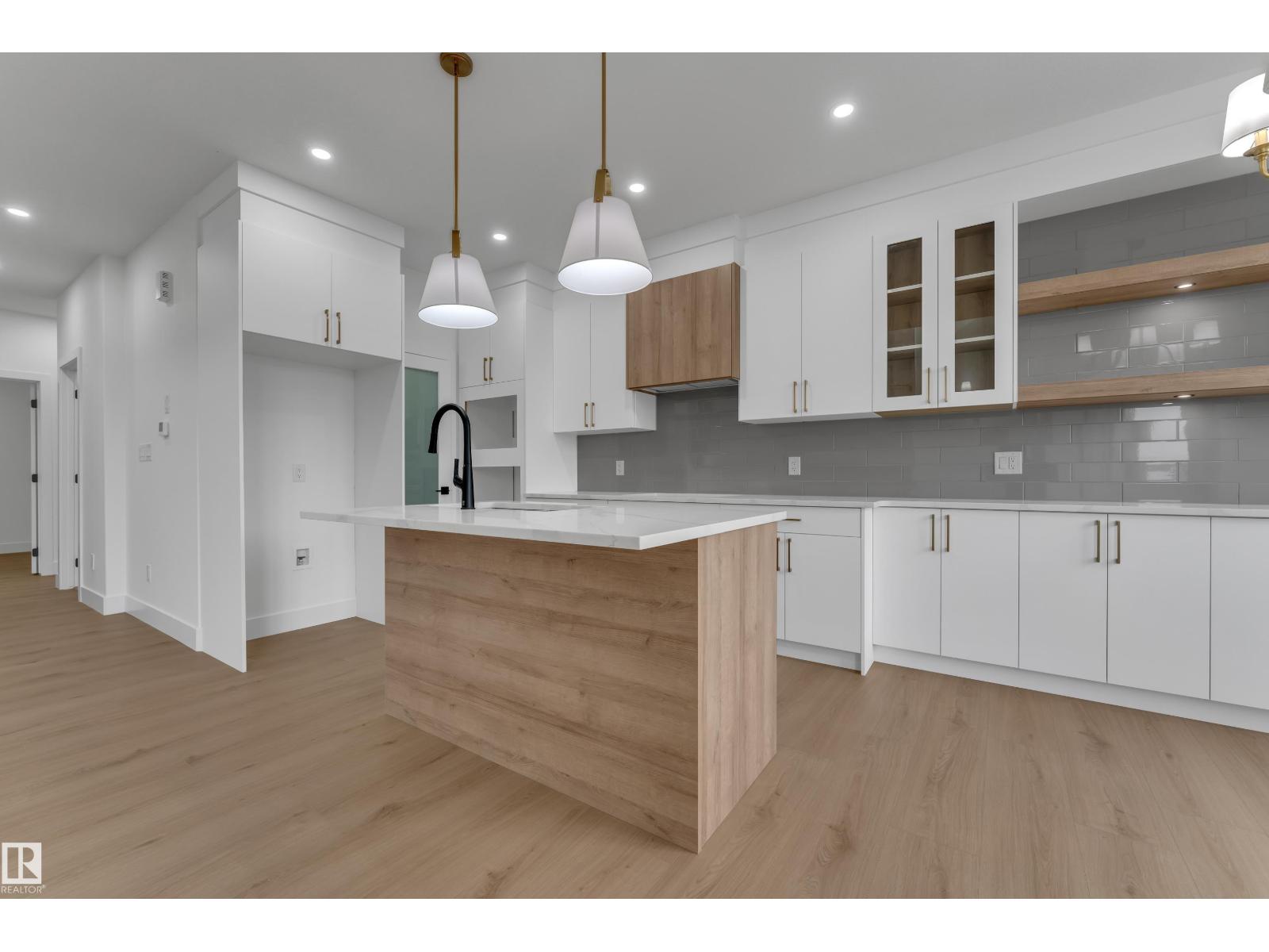 178 Munn Way - 12