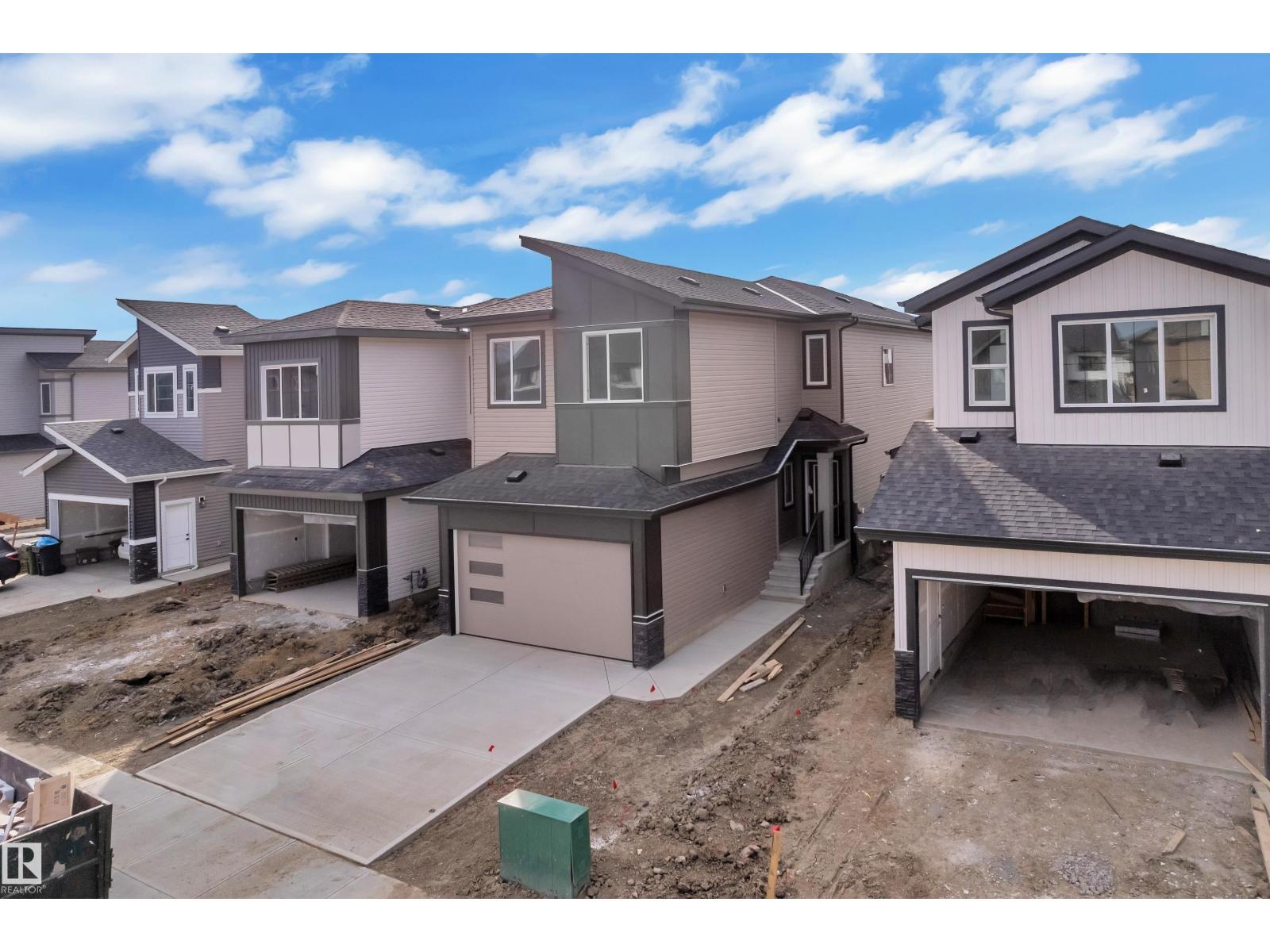 178 Munn Way - 3