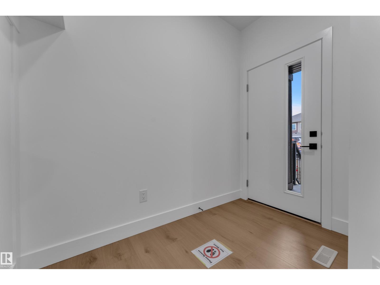 178 Munn Way - 5